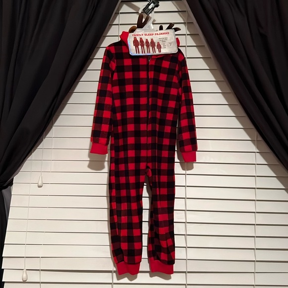 Family Sleep Pajamas - Picture 1 of 3
